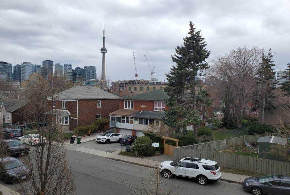 Th15-70 Carr St Th15-70 Carr St Toronto