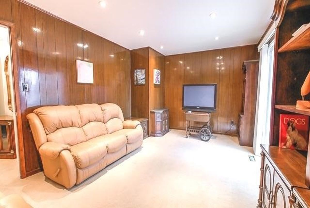11 Donnalyn Dr 11 Donnalyn Dr Toronto