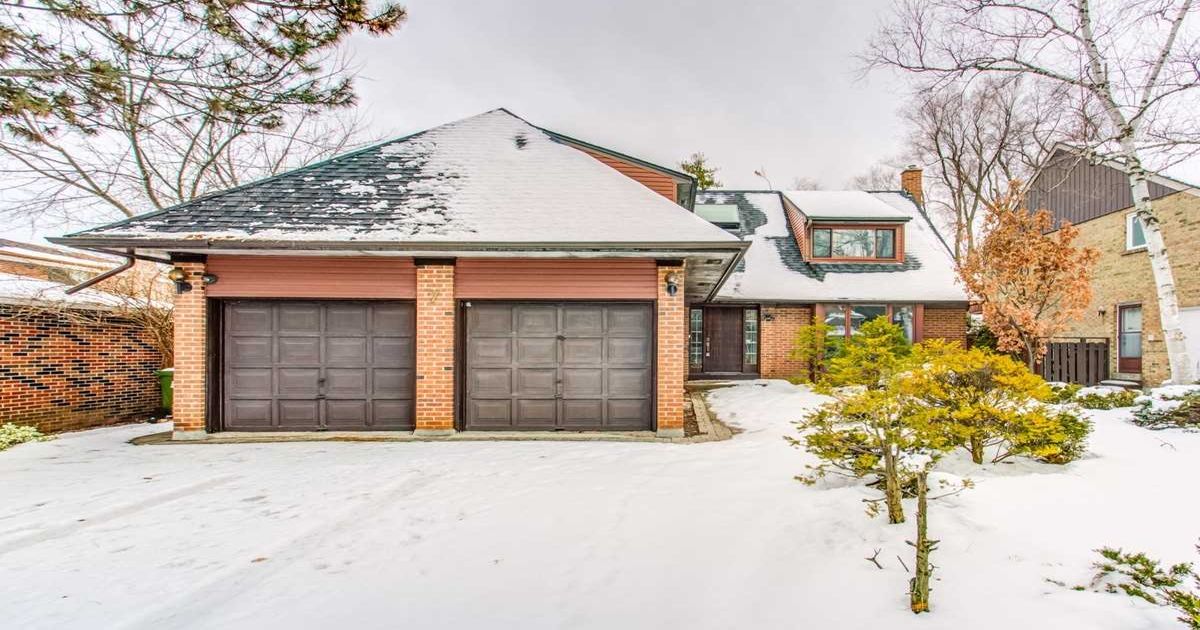 7 Fernside Crt Toronto