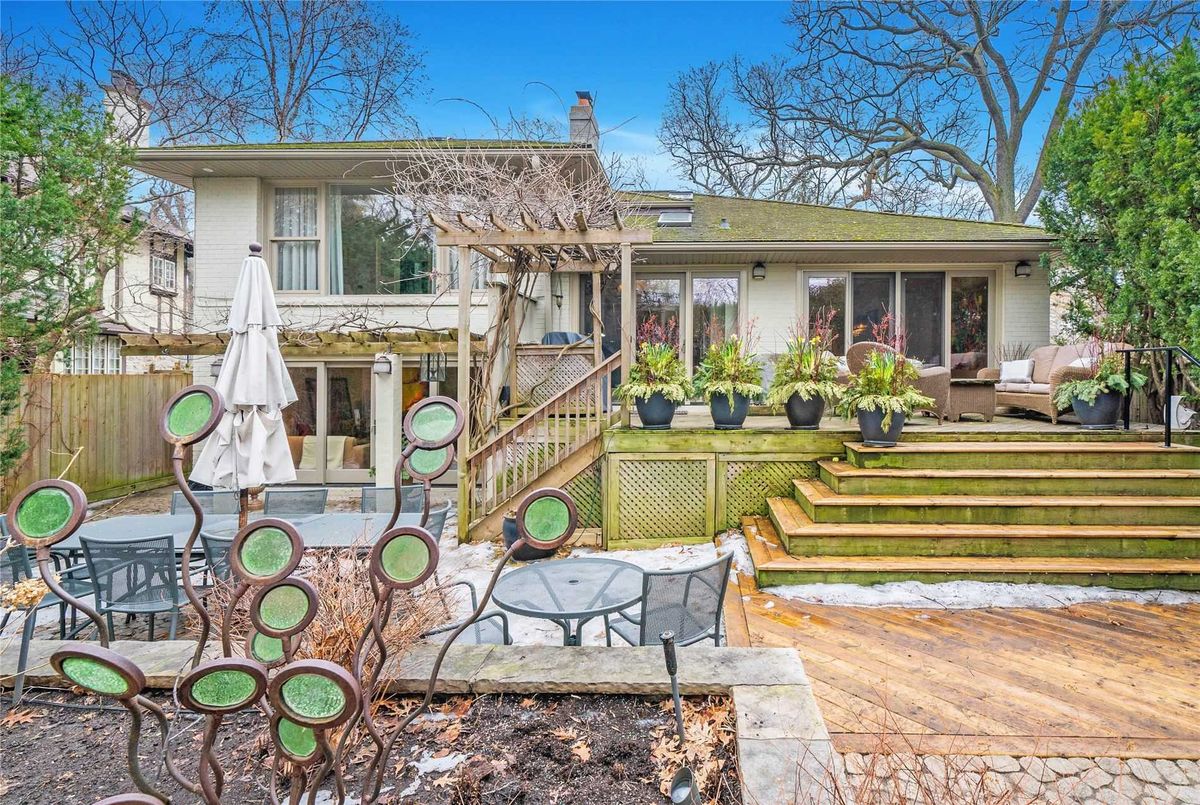 26 Castle Frank Cres 26 Castle Frank Cres Toronto