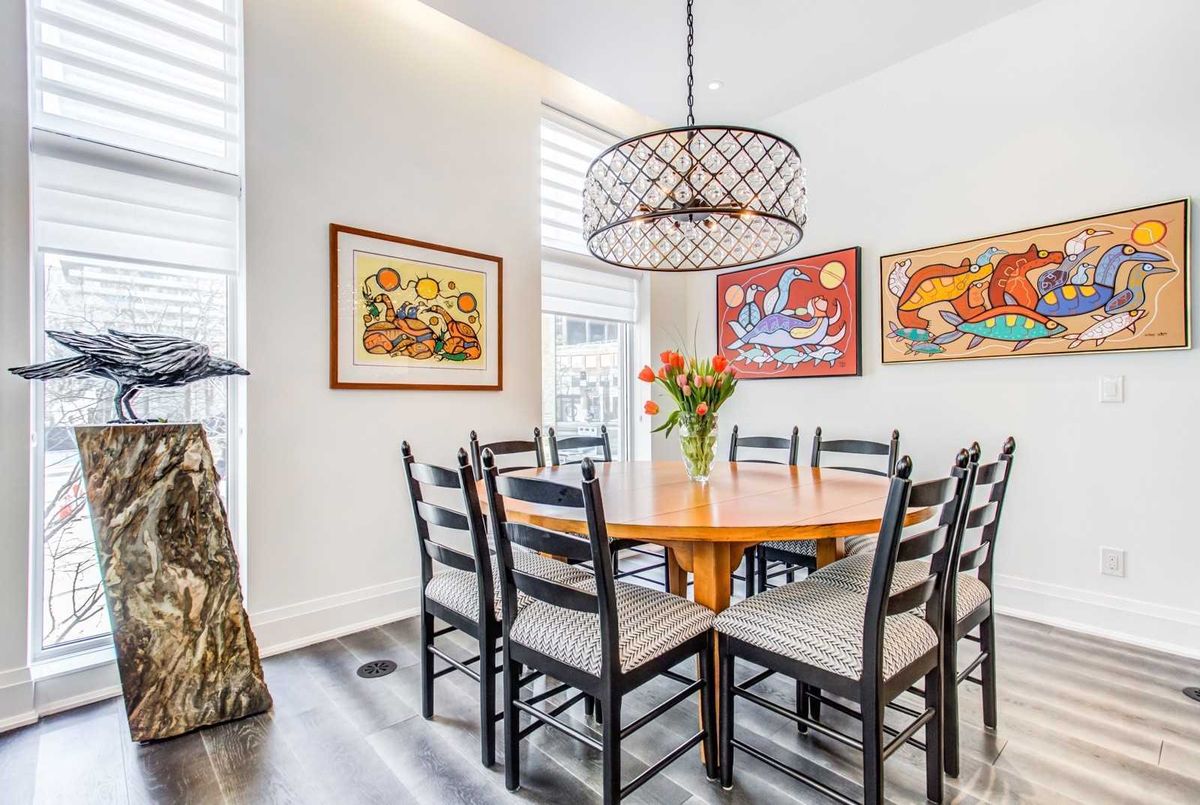 1074 Bay St 1074 Bay St Toronto