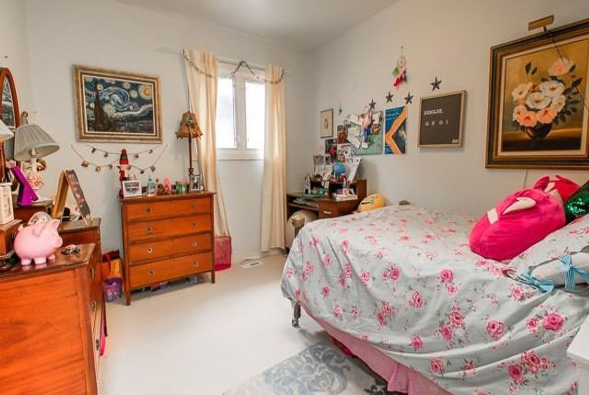 144 Airdrie Rd 144 Airdrie Rd Toronto