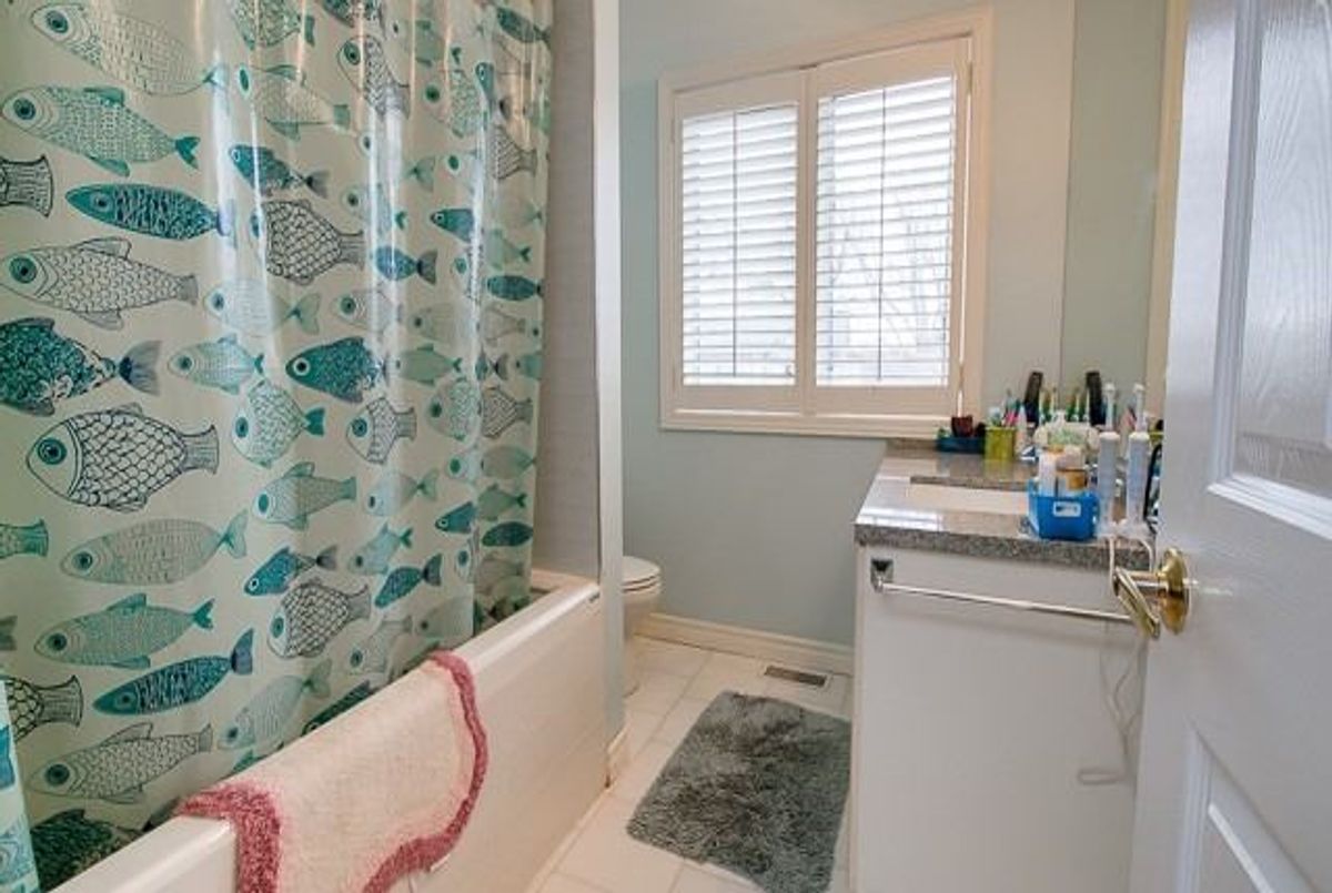 144 Airdrie Rd 144 Airdrie Rd Toronto