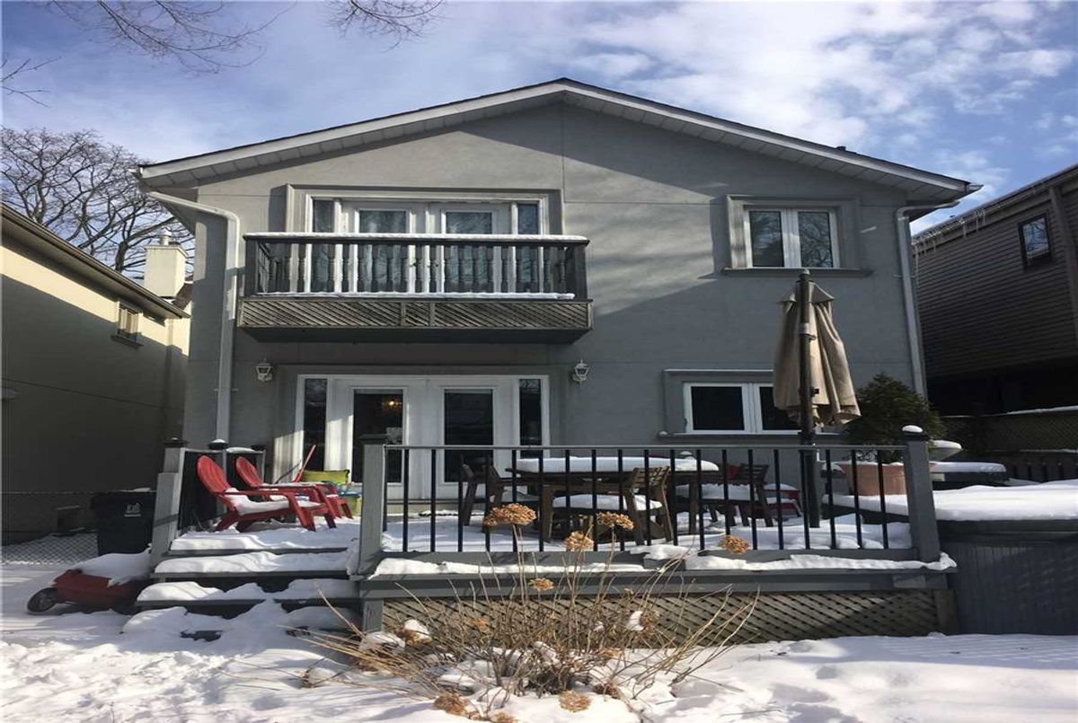 144 Airdrie Rd 144 Airdrie Rd Toronto