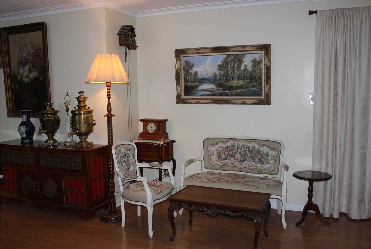 img-gallery