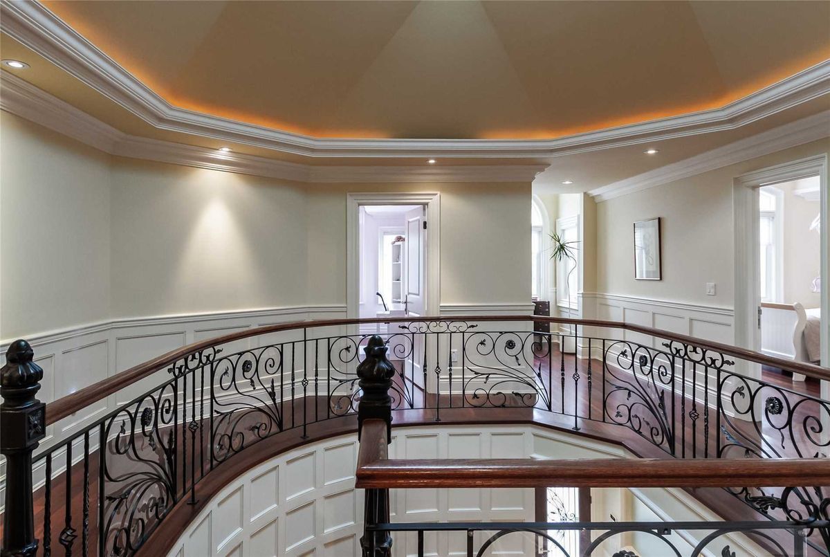 img-gallery
