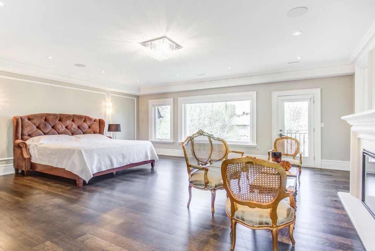 250 Dunview Ave 250 Dunview Ave Toronto