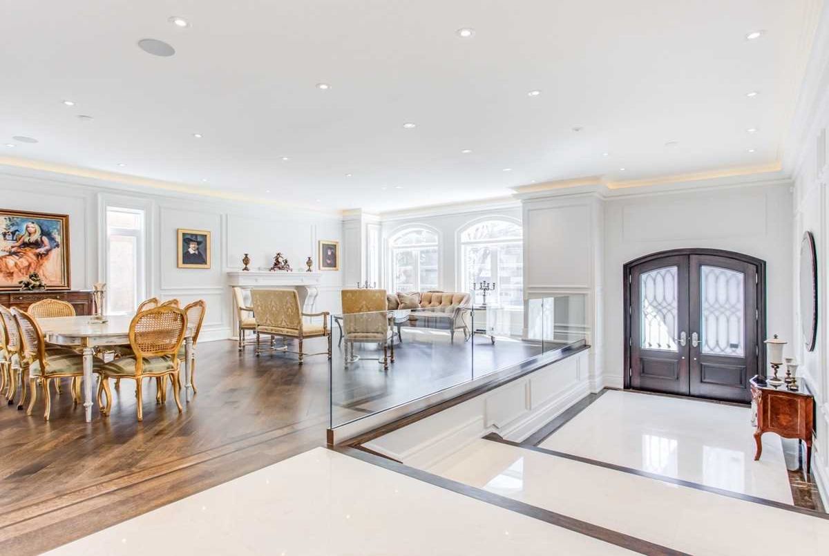 250 Dunview Ave 250 Dunview Ave Toronto