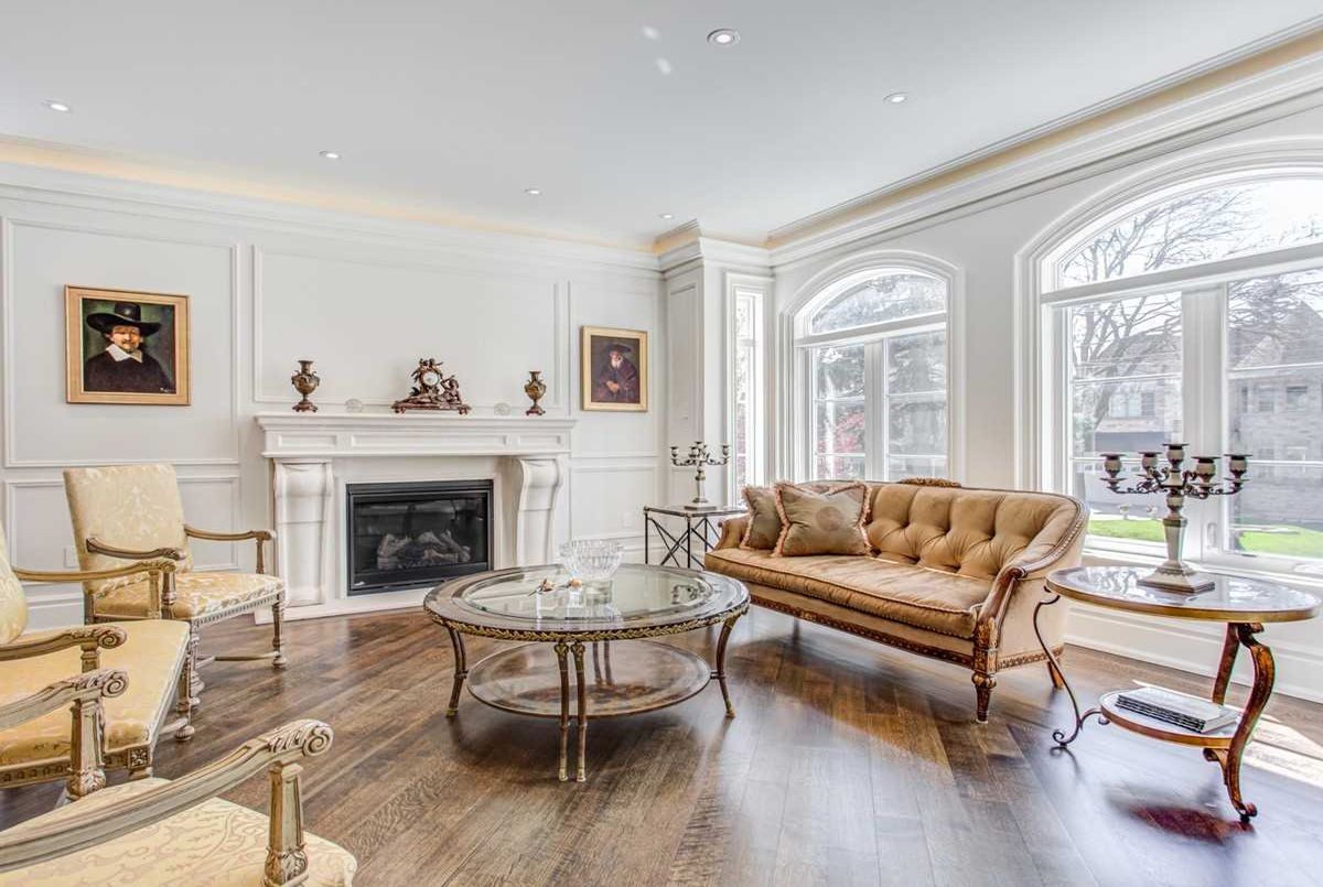 250 Dunview Ave 250 Dunview Ave Toronto