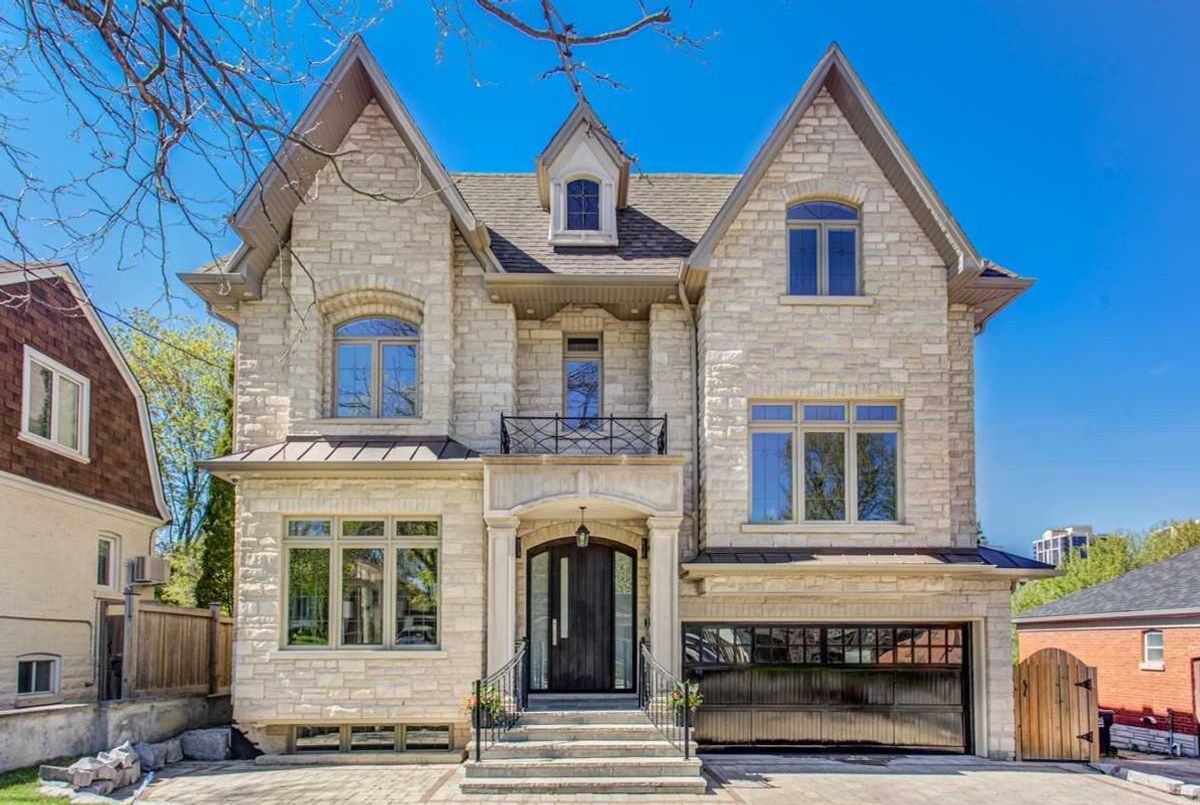 102 Harlandale Ave 102 Harlandale Ave Toronto