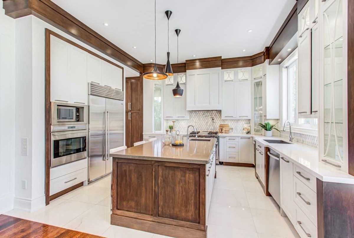102 Harlandale Ave 102 Harlandale Ave Toronto