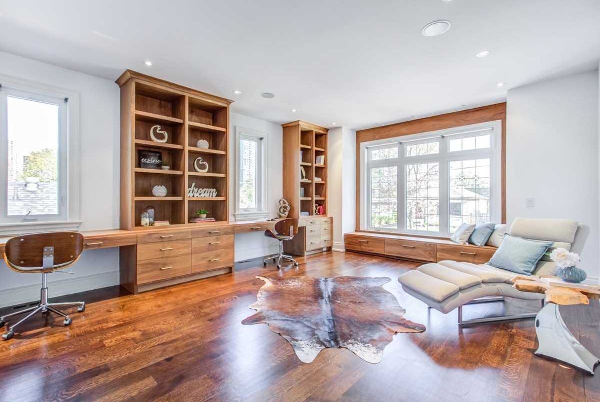 102 Harlandale Ave 102 Harlandale Ave Toronto