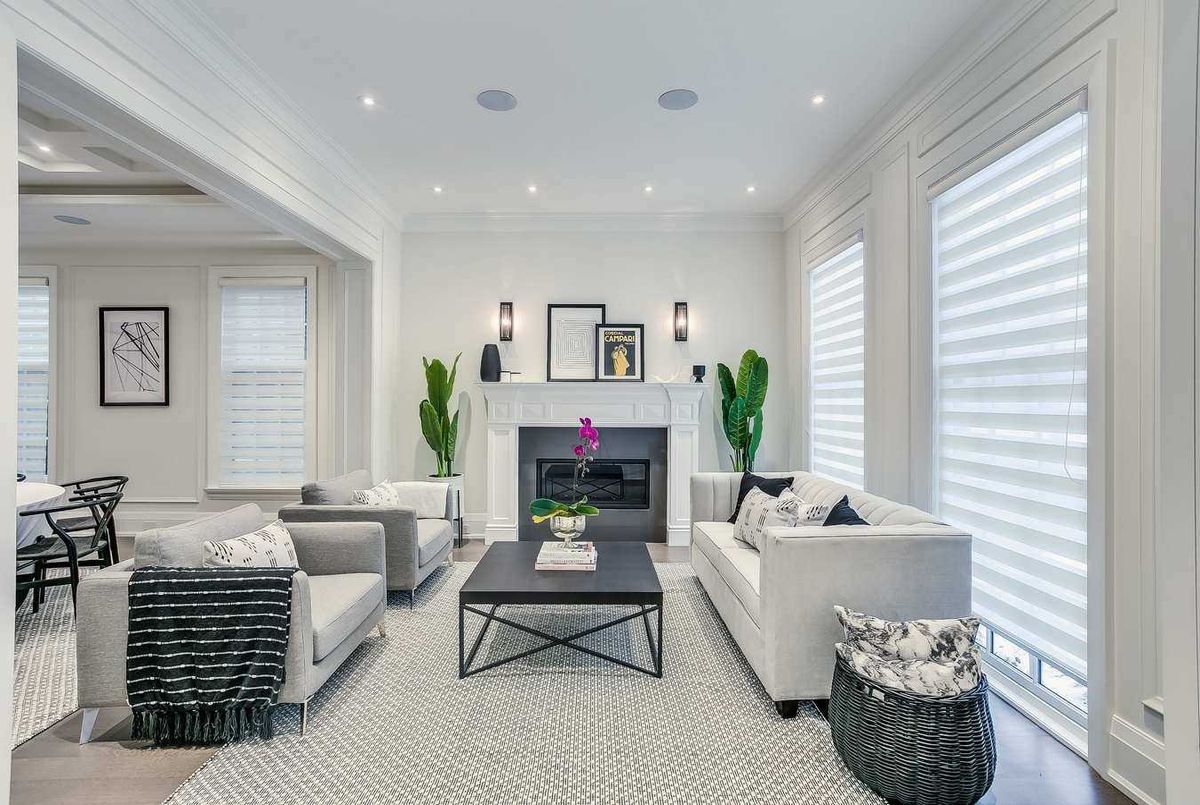 370 Glencairn Ave 370 Glencairn Ave Toronto