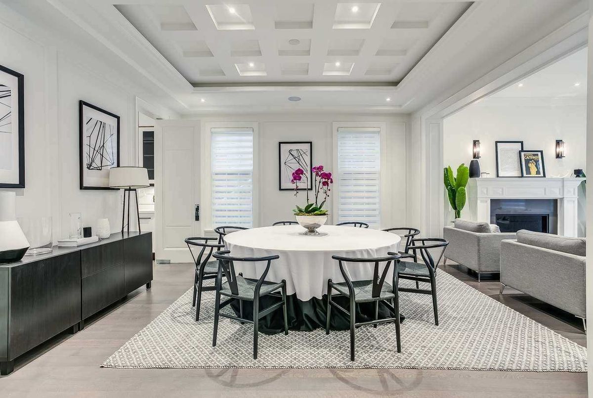 370 Glencairn Ave 370 Glencairn Ave Toronto