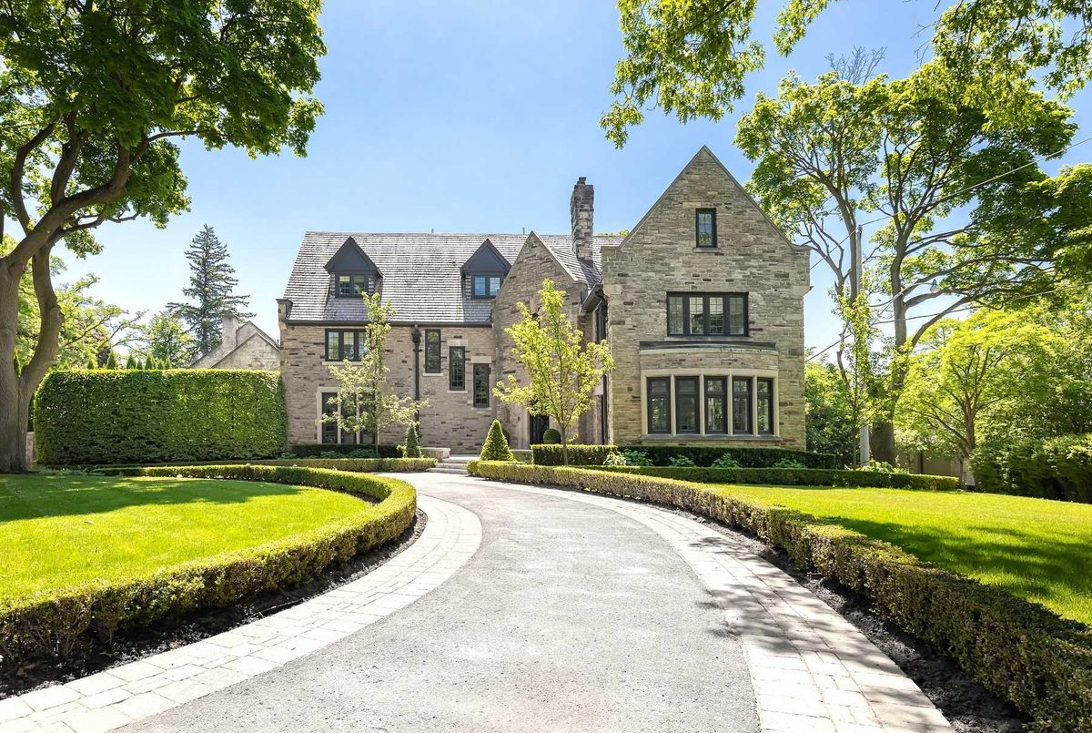 64 Old Forest Hill Rd 64 Old Forest Hill Rd Toronto