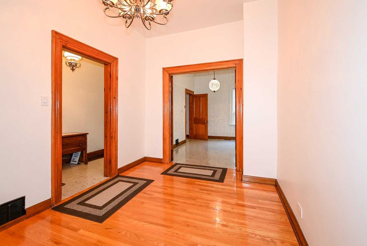 706 Richmond St W 706 Richmond St W Toronto
