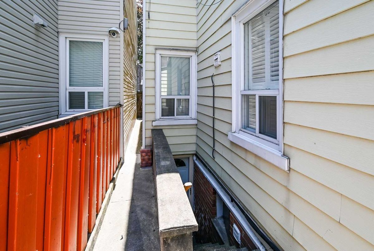 706 Richmond St W 706 Richmond St W Toronto