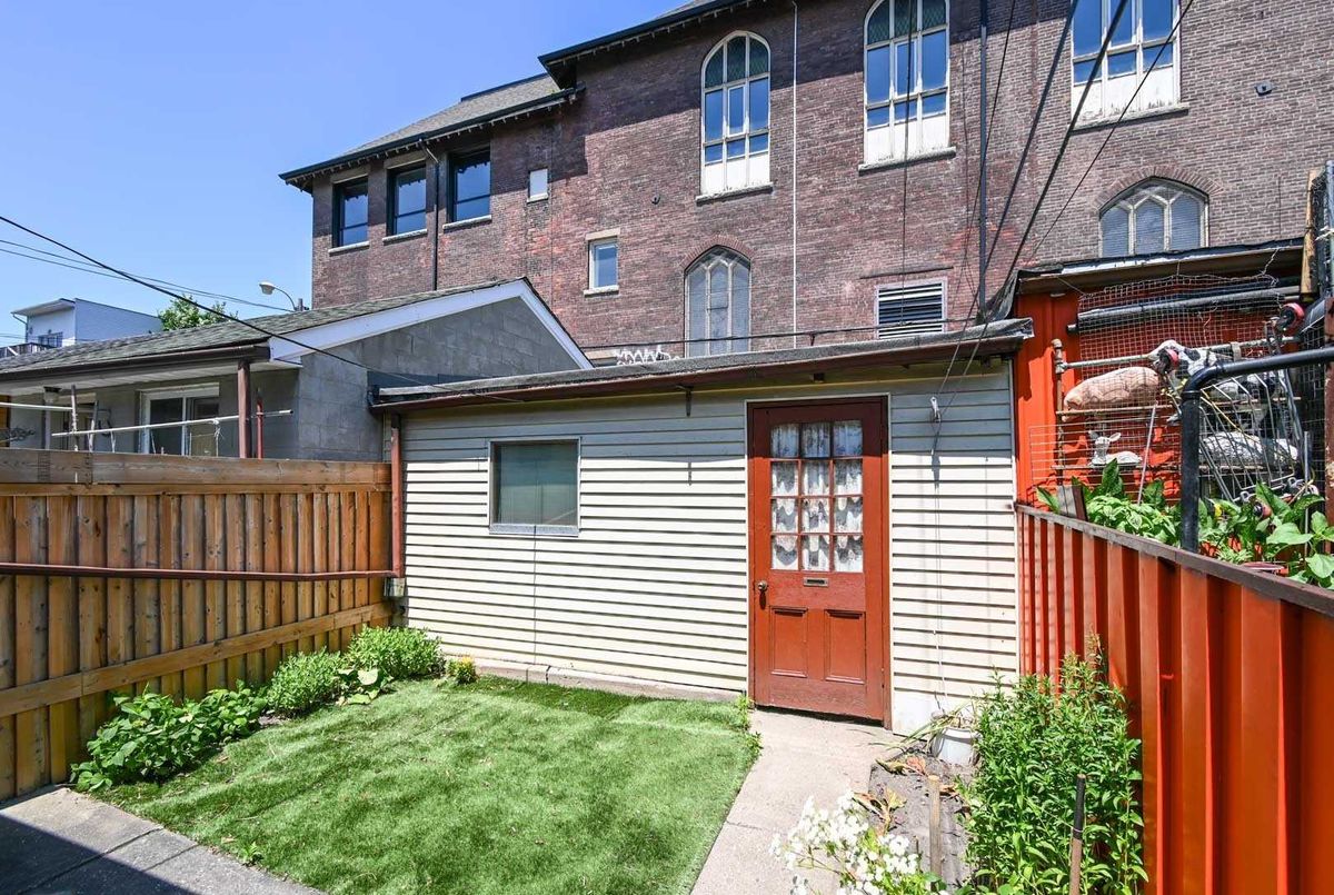 706 Richmond St W 706 Richmond St W Toronto