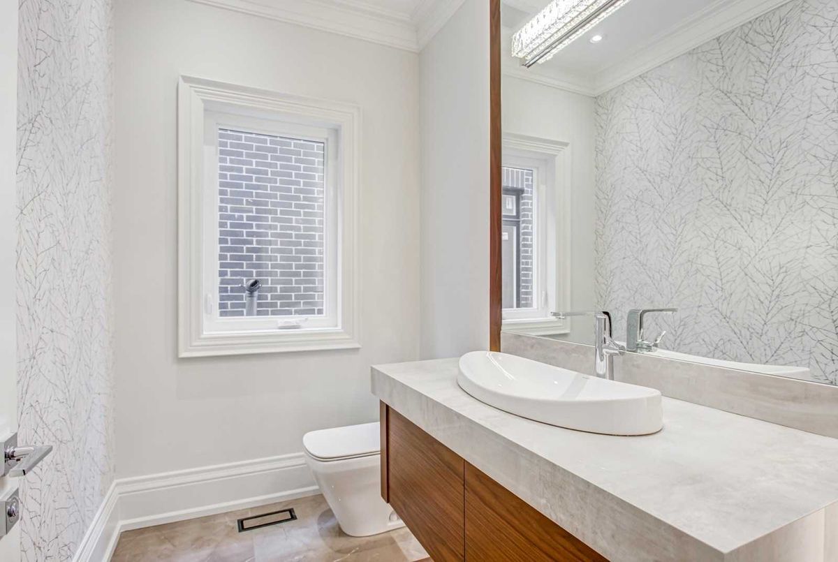 228 Wilfred Ave 228 Wilfred Ave Toronto