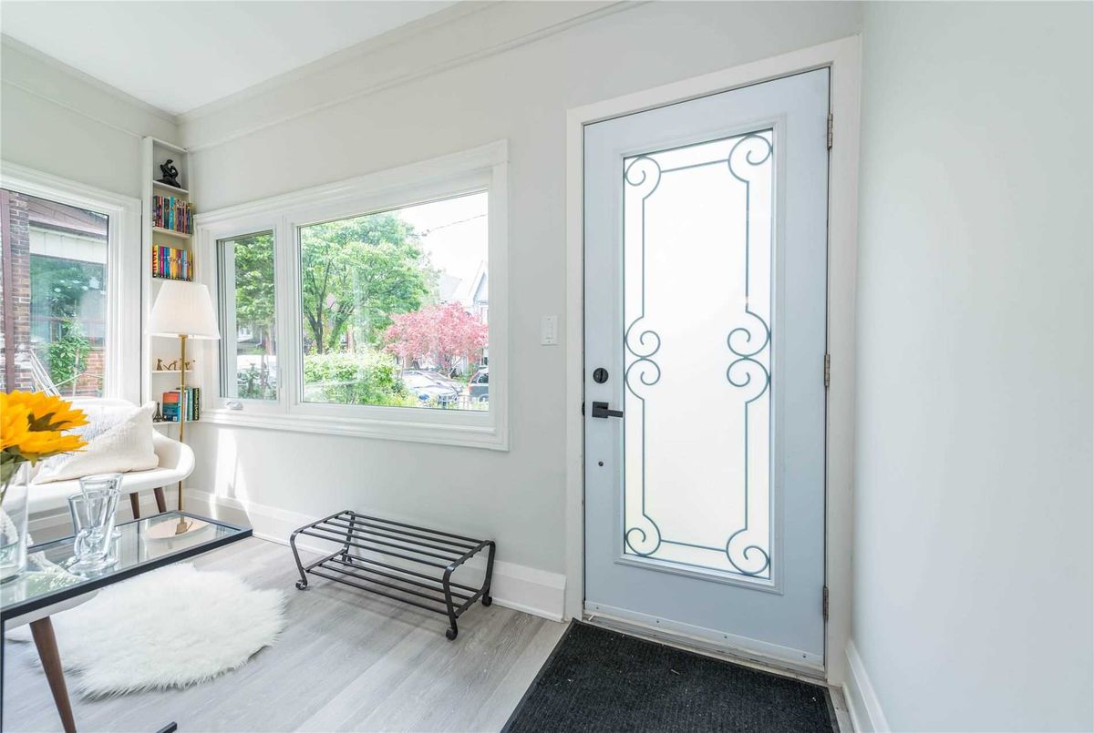 493 Roxton Rd 493 Roxton Rd Toronto