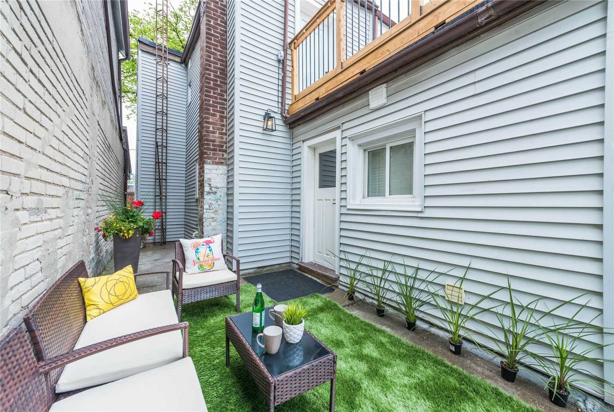 493 Roxton Rd 493 Roxton Rd Toronto