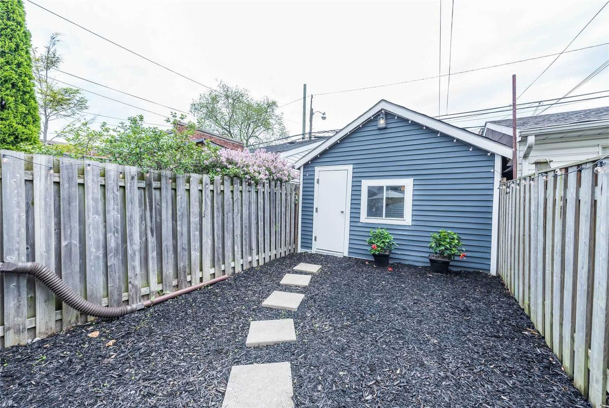 493 Roxton Rd 493 Roxton Rd Toronto