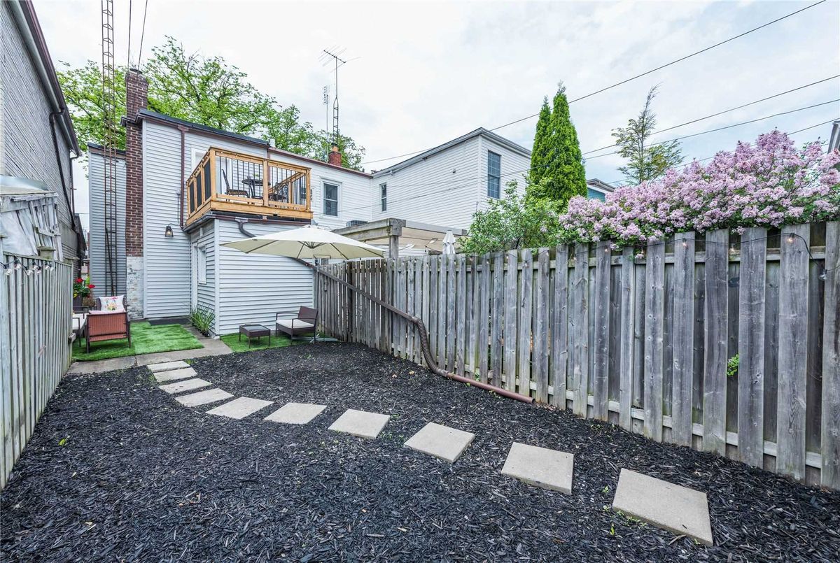 493 Roxton Rd 493 Roxton Rd Toronto