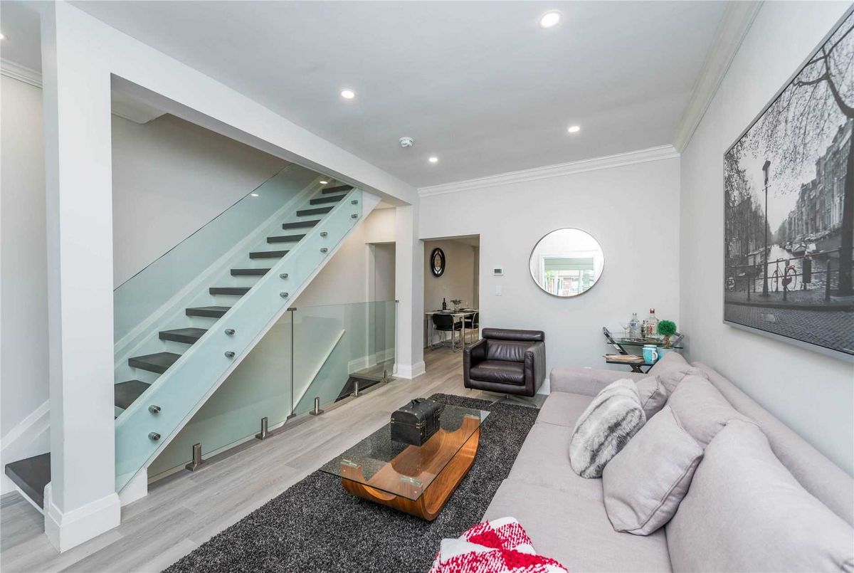 493 Roxton Rd 493 Roxton Rd Toronto