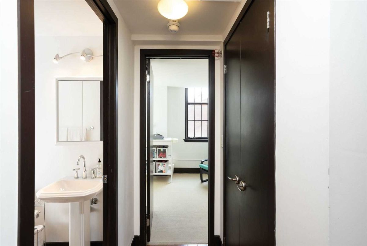302-183 Dovercourt Rd 302-183 Dovercourt Rd Toronto