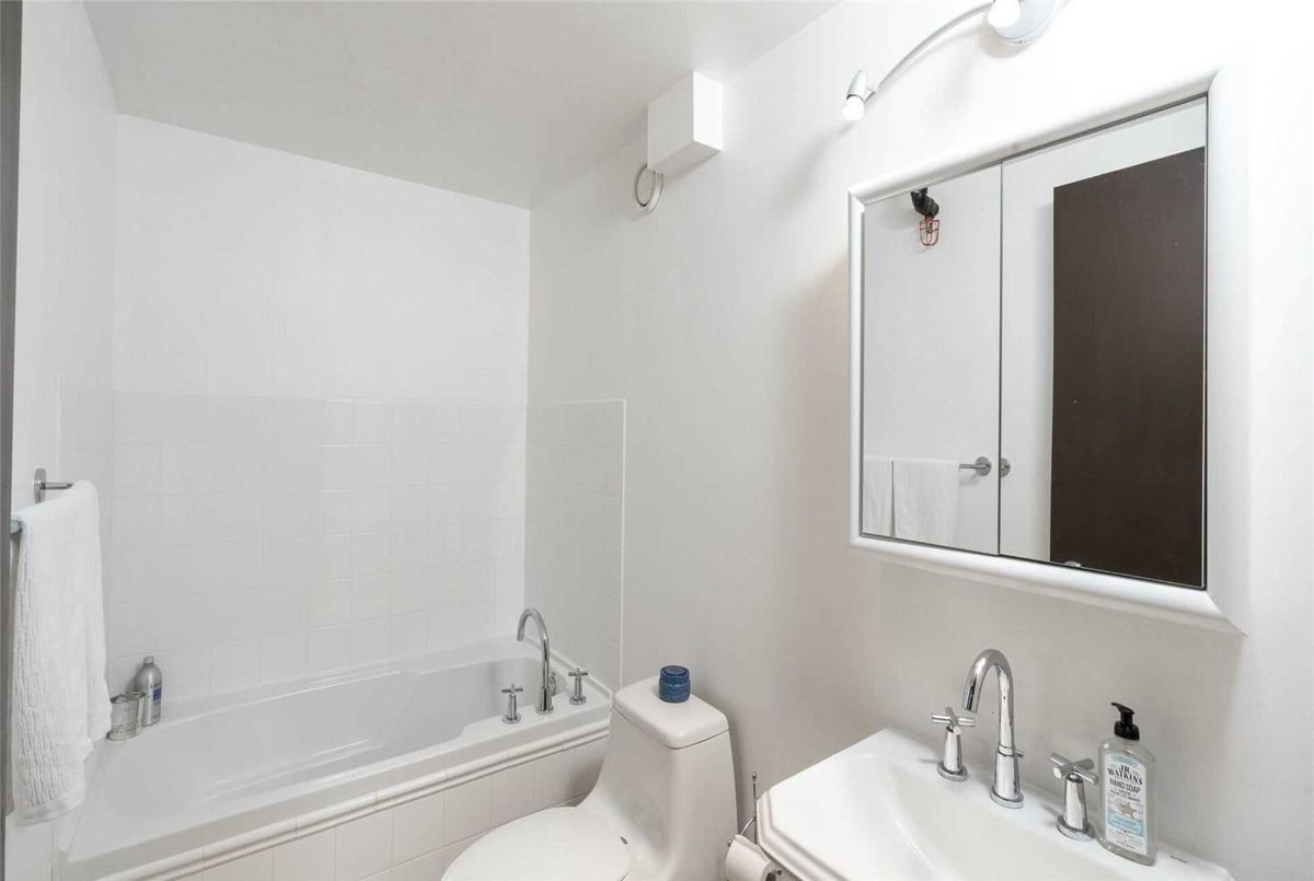302-183 Dovercourt Rd 302-183 Dovercourt Rd Toronto