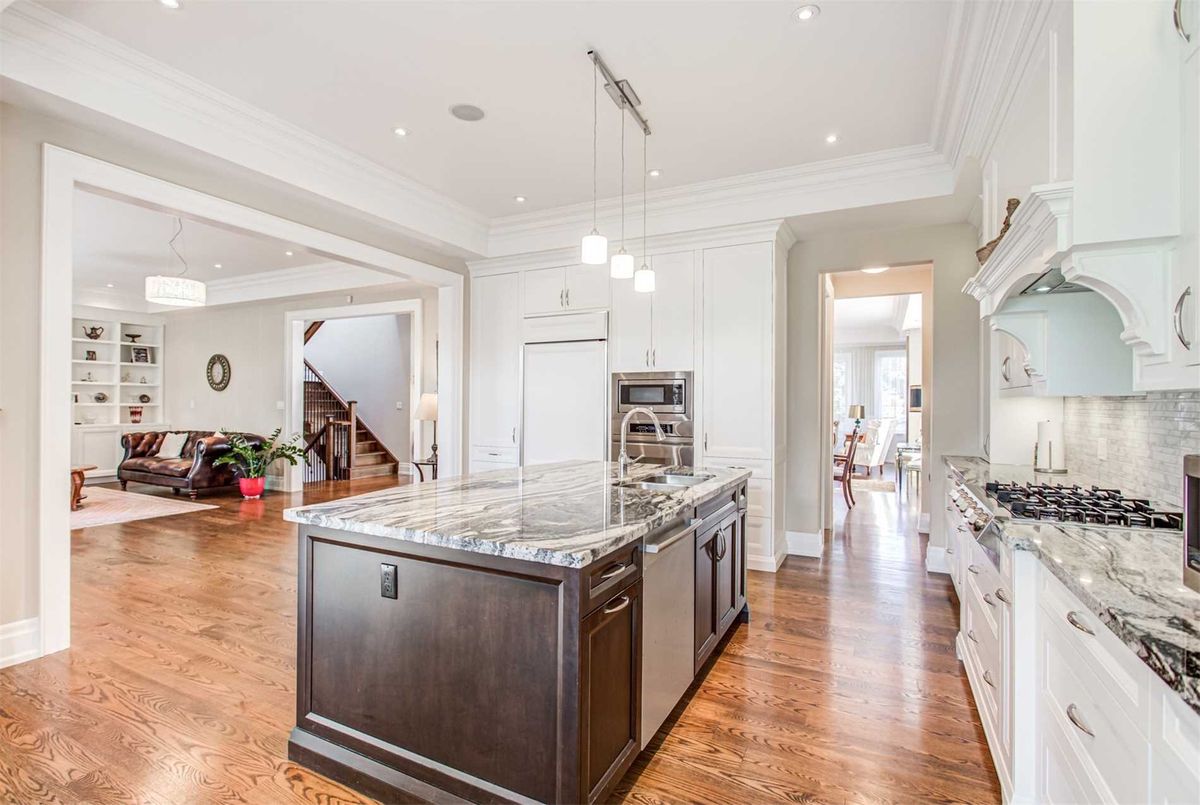 136 Homewood Ave 136 Homewood Ave Toronto