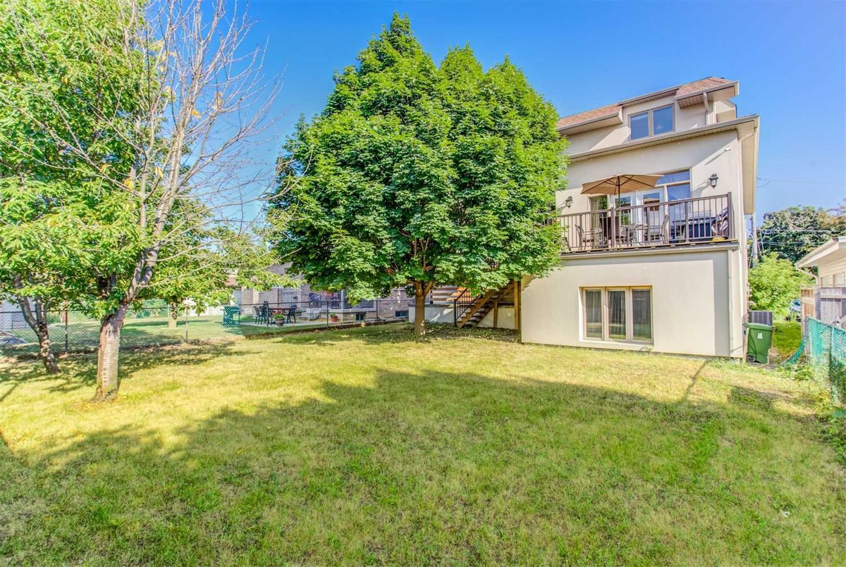 136 Homewood Ave 136 Homewood Ave Toronto