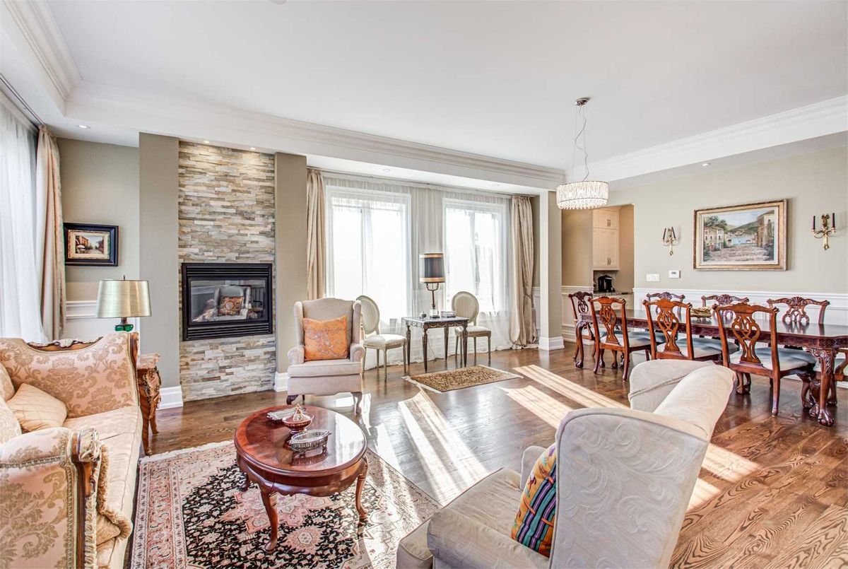 136 Homewood Ave 136 Homewood Ave Toronto
