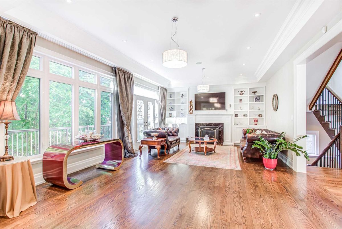 136 Homewood Ave 136 Homewood Ave Toronto
