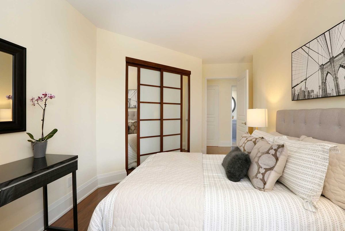 614-1121 Steeles Ave W 614-1121 Steeles Ave W Toronto