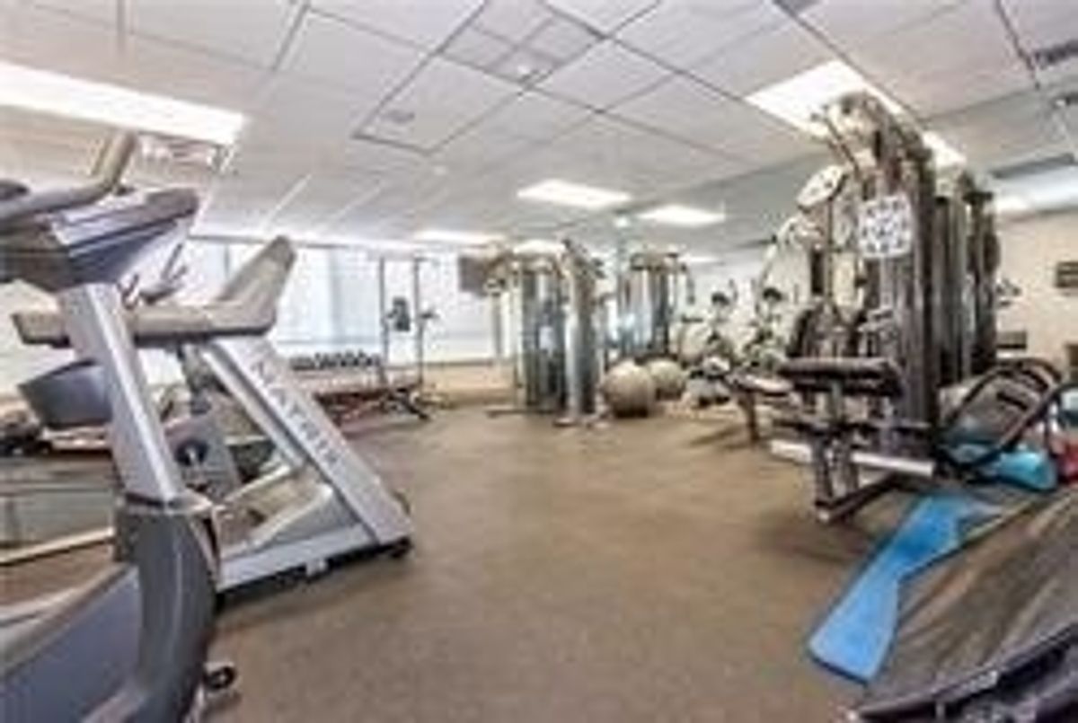 614-1121 Steeles Ave W 614-1121 Steeles Ave W Toronto