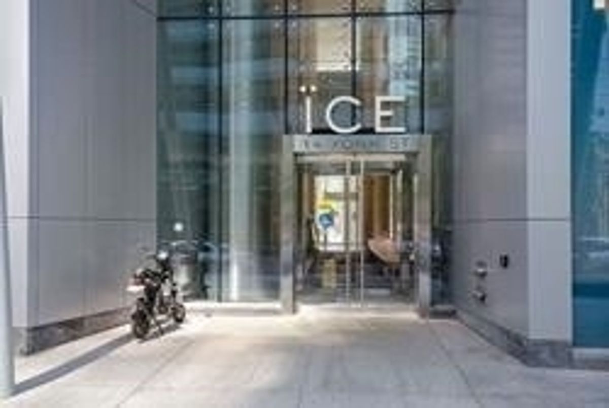 img-gallery