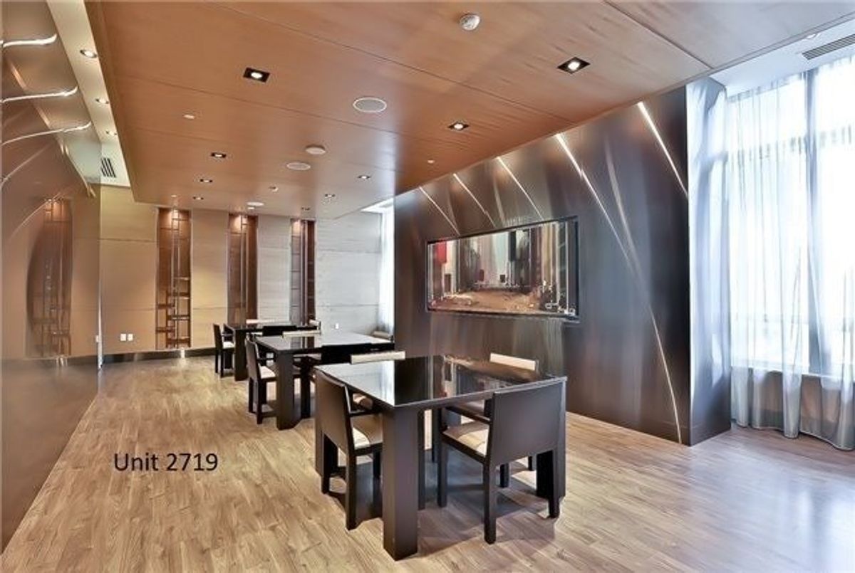 img-gallery
