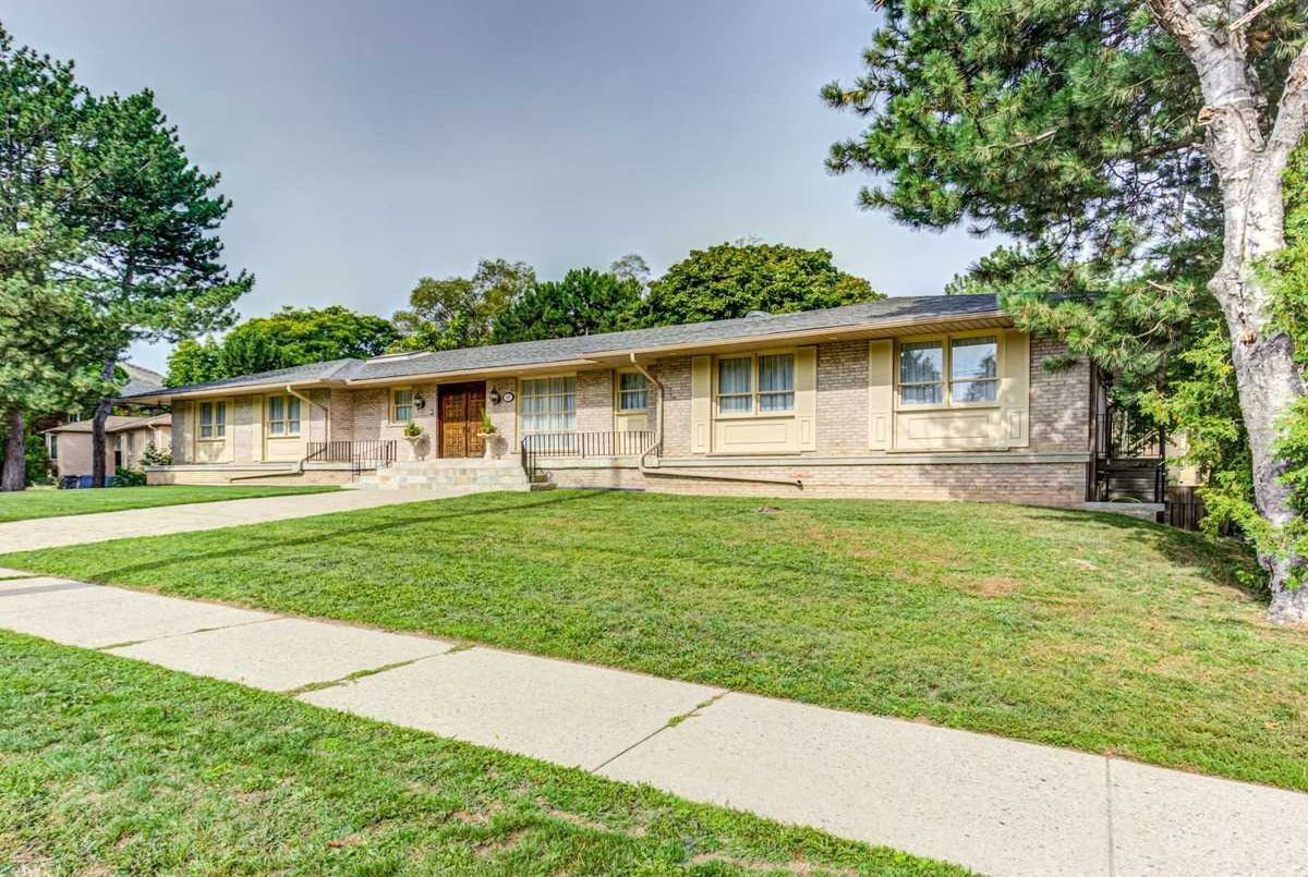 88 Fifeshire Rd 88 Fifeshire Rd Toronto
