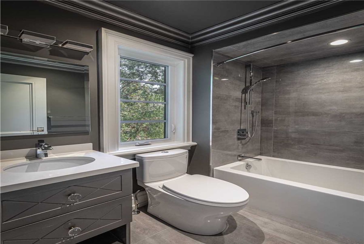 523 Vesta Dr 523 Vesta Dr Toronto