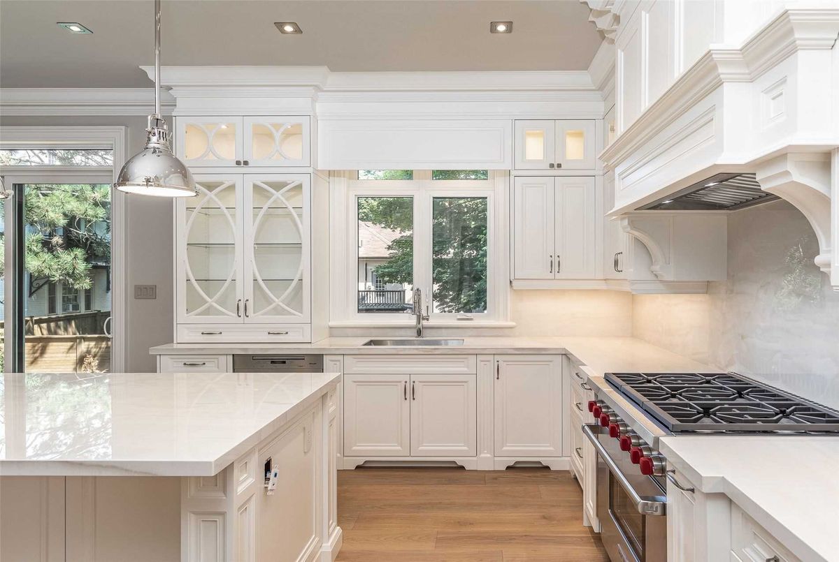 523 Vesta Dr 523 Vesta Dr Toronto