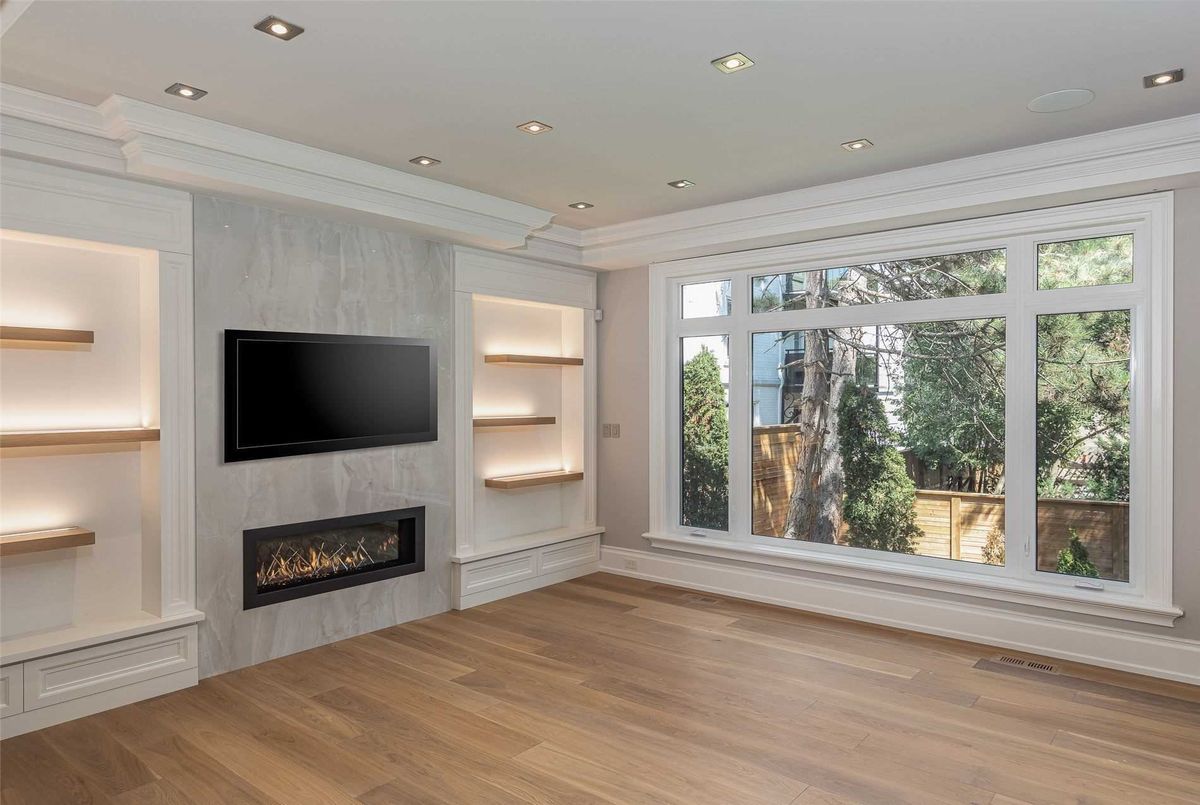 523 Vesta Dr 523 Vesta Dr Toronto