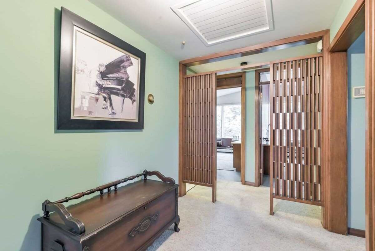 770 Lawrence Ave E 770 Lawrence Ave E Toronto