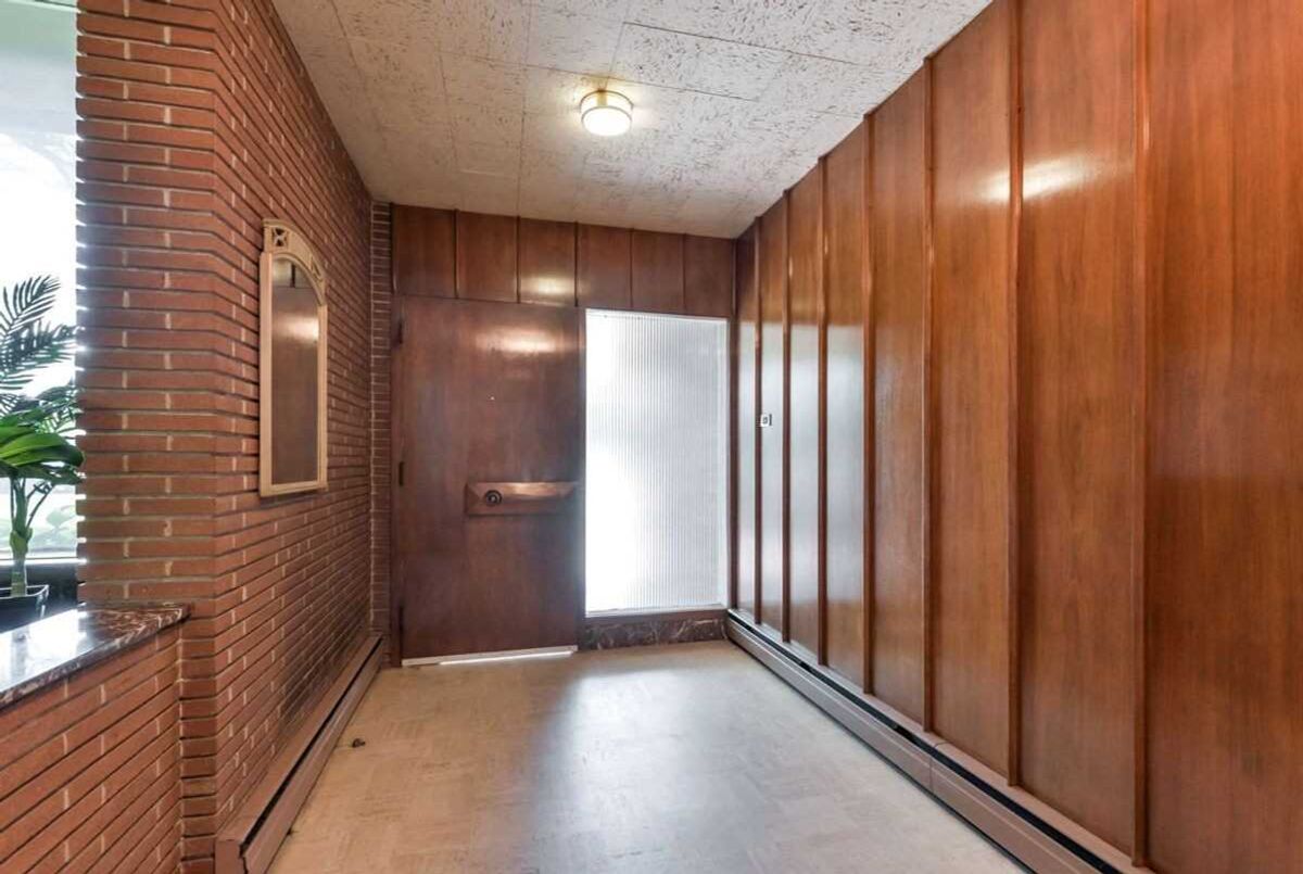 770 Lawrence Ave E 770 Lawrence Ave E Toronto