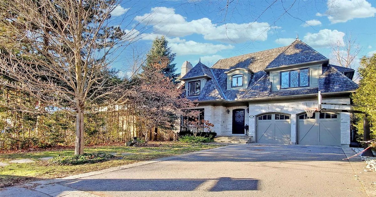 18 Brookfield Rd Toronto