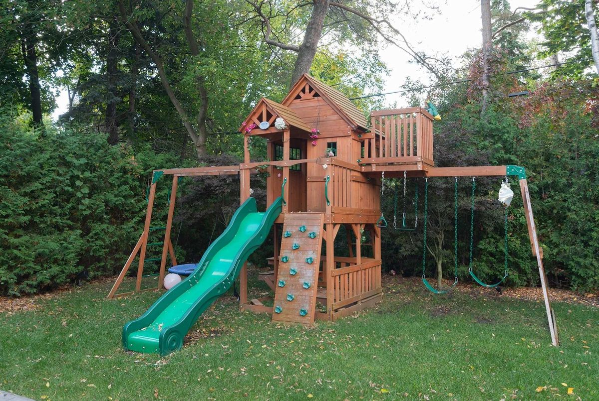 22 Edgecombe Ave 22 Edgecombe Ave Toronto