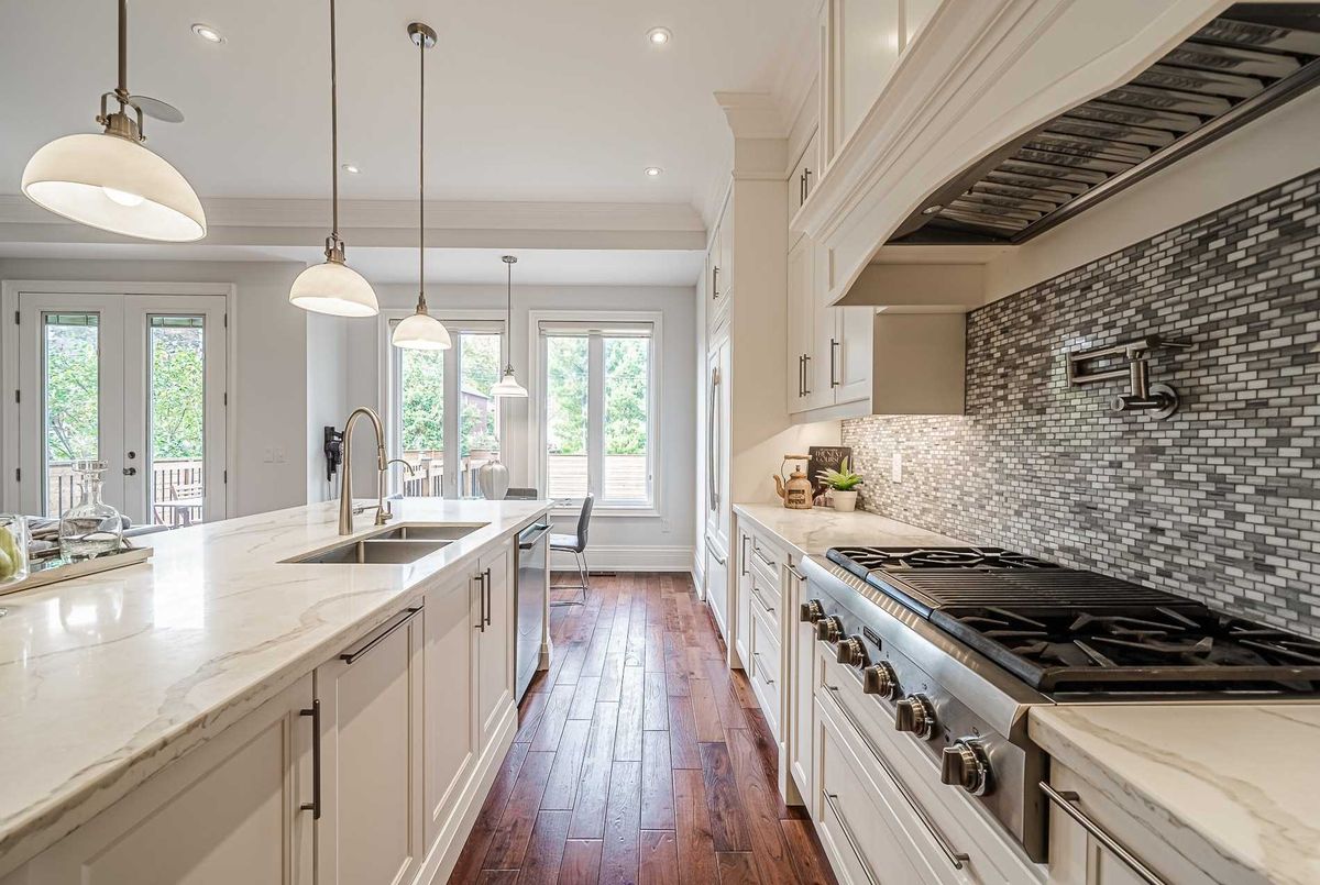 56 Donlea Dr 56 Donlea Dr Toronto