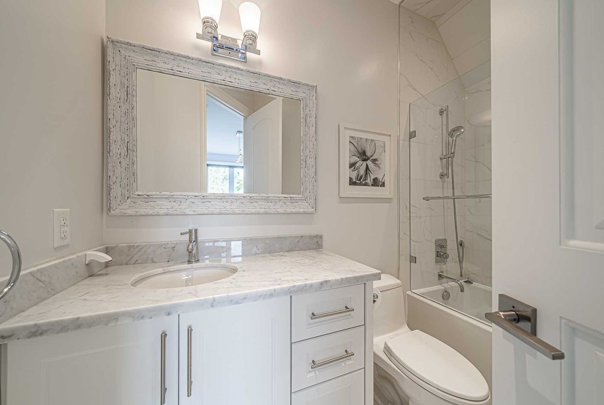 56 Donlea Dr 56 Donlea Dr Toronto