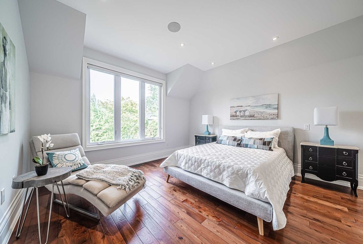 56 Donlea Dr 56 Donlea Dr Toronto