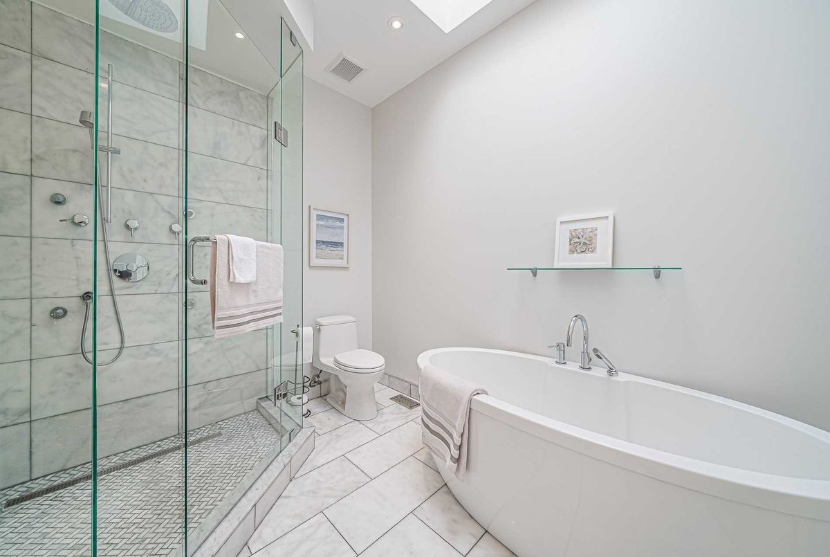 56 Donlea Dr 56 Donlea Dr Toronto